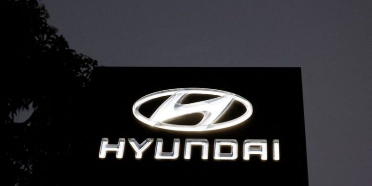 Hyundai Motor India set to price shares at top of range to raise $3.3 billion, sources say