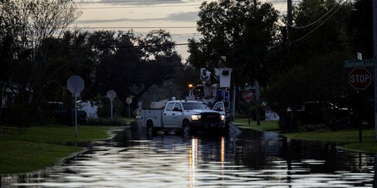 Factbox-Homeowner insurers’ responses after hurricane hits Florida