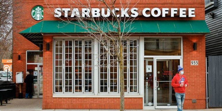 Starbucks new CEO taps fellow Chipotle alum for top marketing role