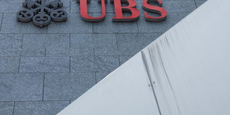 UBS sells its 50% stake in Swisscard to American Express