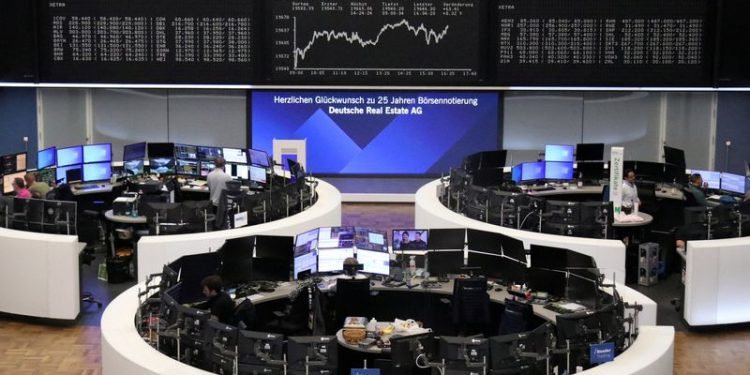 European shares sag, SAP boosts tech stocks after forecast raise