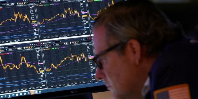 UBS Global Wealth Management lifts global equities stance to ‘attractive’