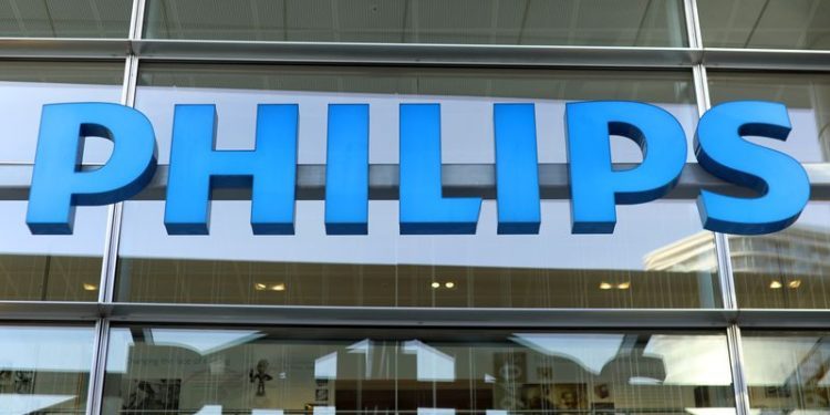 Philips cuts annual sales outlook as China demand deteriorates