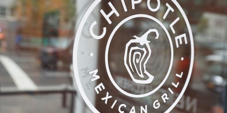 Chipotle Mexican Grill posts sales miss as pricey menu weighs on demand