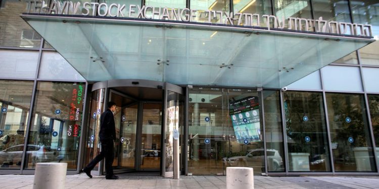 Israel stocks lower at close of trade; TA 35 down 1.42%