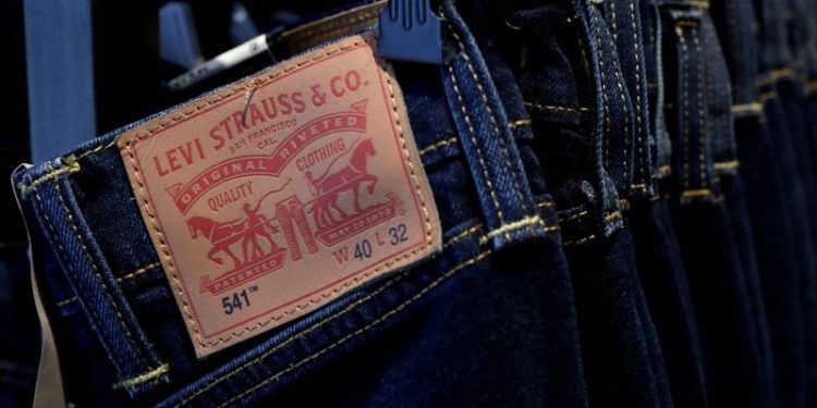 Levi Strauss cuts guidance after Q3 revenue miss; mulls Dockers sale