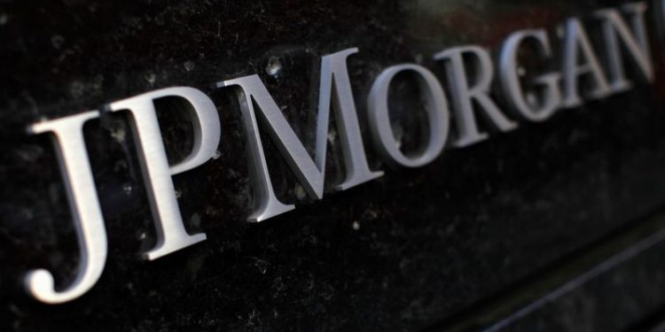 JPMorgan Chase third-quarter net interest income tops estimates