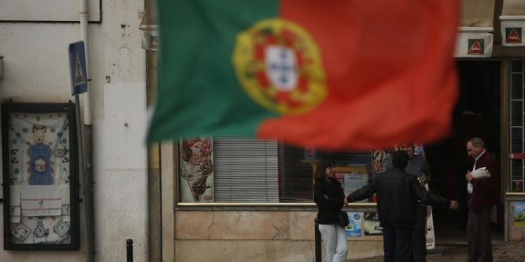 Portugal stocks lower at close of trade; PSI down 0.20%