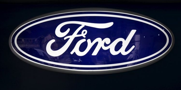 Ford, GM operations in Canada & Mexico ‘extremely challenged’ amid tariff threats