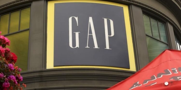 Gap, Ross Stores, Texas Pacific rise premarket;Intuit and Reddit fall