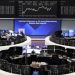 European shares muted as tech losses offset mining, energy gains