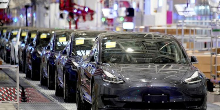 Tesla’s Oct China-made EV sales fall 5.3% y/y