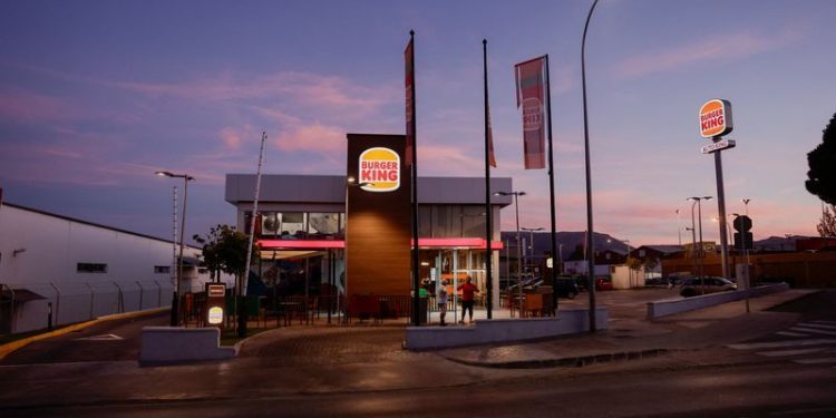 Burger King parent Restaurant Brands misses sales estimates on muted demand