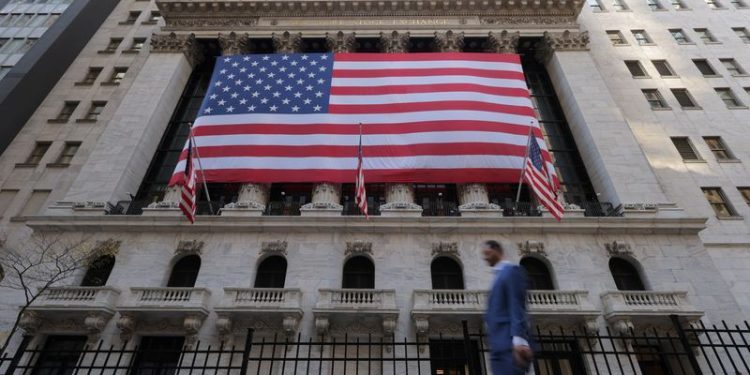 Tesla, financials and other ‘Trump trades’ drew funds in Q3, filings show