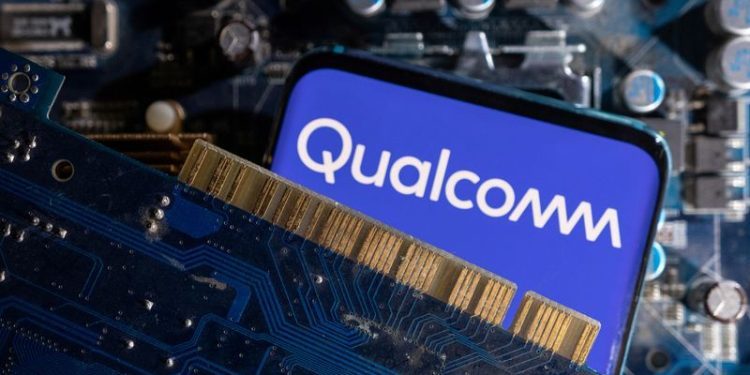 Qualcomm expects $12 billion in revenue from autos, PC chips in five years