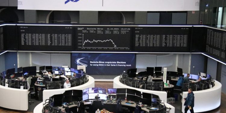 Europe’s STOXX 600 flat in volatile trading; real estate weighs