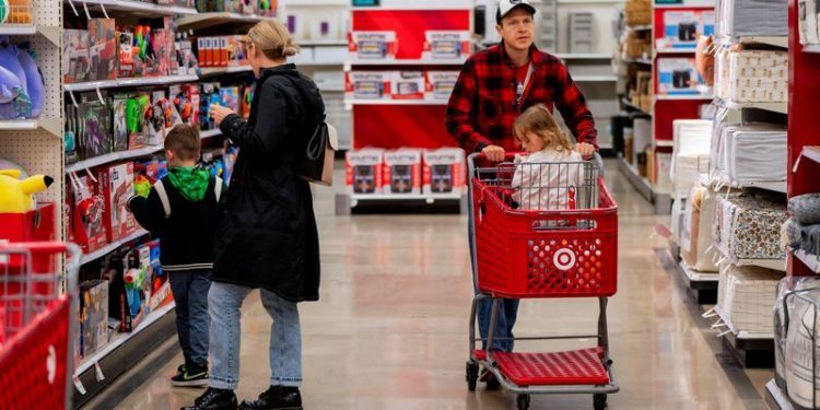 Target shares slide 20% as retailer expects stagnant holiday quarter sales