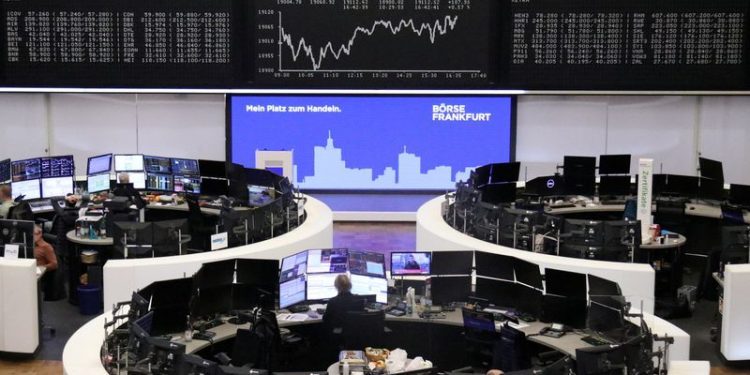 STOXX 600 jumps over 1% to one-week high on real-estate boost