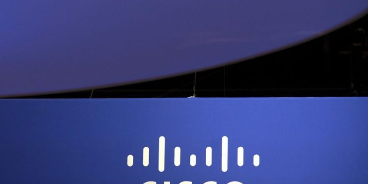 Cisco reports upbeat annual guidance after Q4 results top estimates