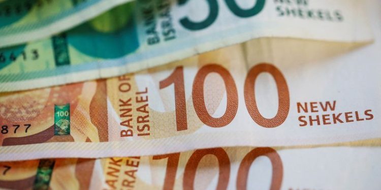 Wall Street banks get a lift from trading Israeli currency, bonds