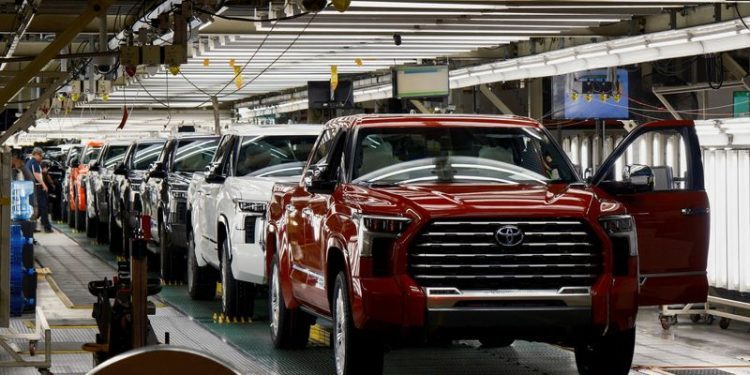 Toyota’s global output declines for ninth straight month in October