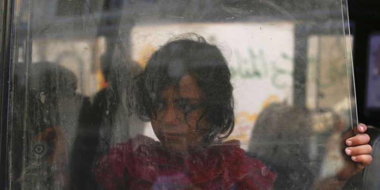 Euro dips as ECB cuts deposit rate to 3.0%; BNP sees parity by the end of 2025