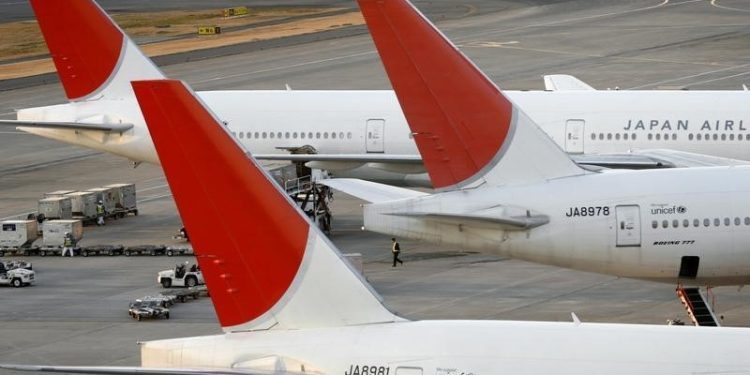 Japan Airlines faces cyberattack, shares fall