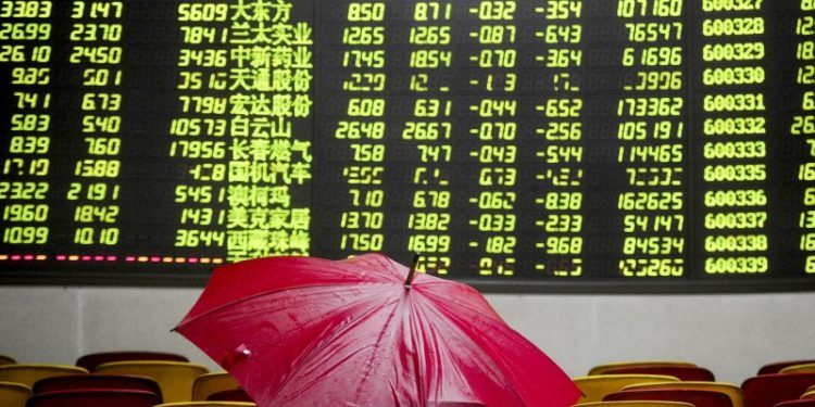 Asia stocks buoyed by China fiscal targets; Fed angst limits gains