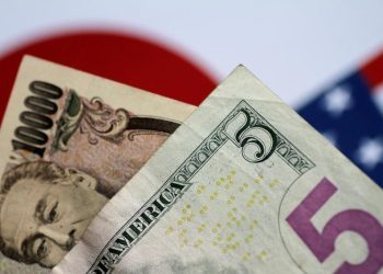 Asia FX weak as yen softens on BOJ hold; dollar at 2-yr high on hawkish Fed