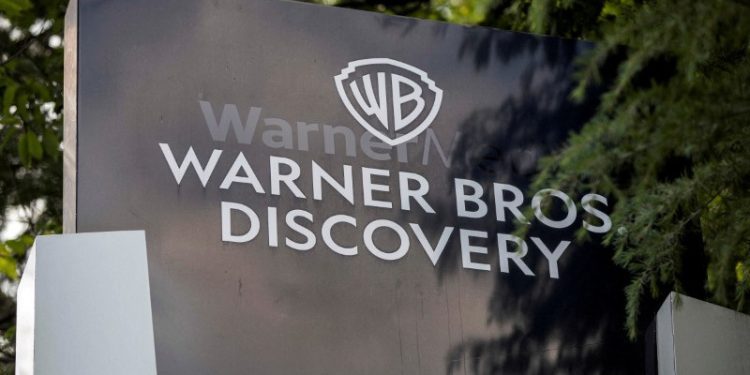 Comcast, Warner Bros Discovery enter multi-year distribution deal