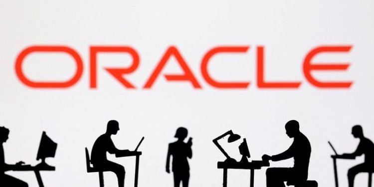 Oracle misses quarterly results estimates on stiff cloud competition