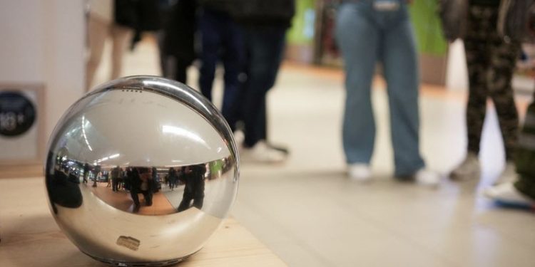 Worldcoin must delete all iris scan data, watchdog says