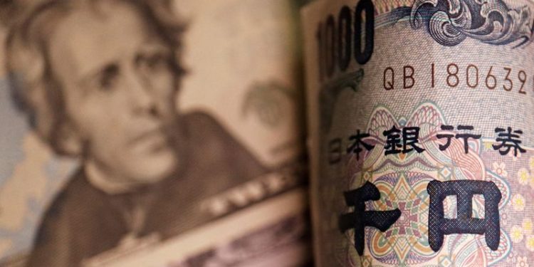 Dollar poised to finish week higher after inflation data, Fed rate cut