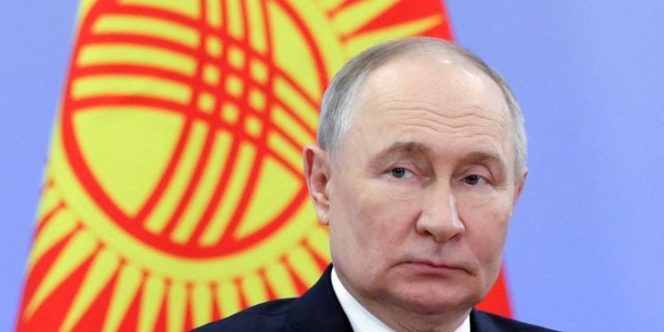 Putin says there is no time to sign new Ukraine gas transit deal this year