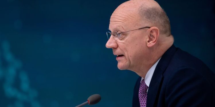 Siemens reviewing Healthineers majority stake, CFO tells Handelsblatt