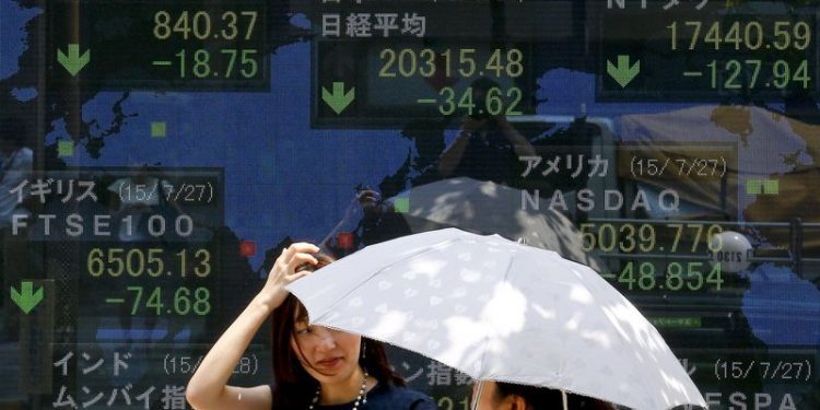 Asia stocks mixed ahead of major interest rate decisions, China’s weak data drags