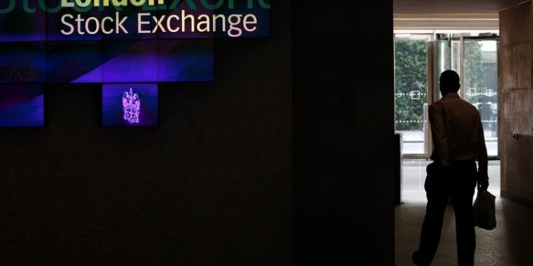 European markets mixed amid French political turmoil