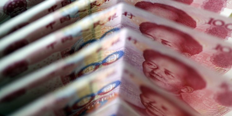 UBS projects USD/CNY to hit 7.5 by end of 1H25 amid trade tensions