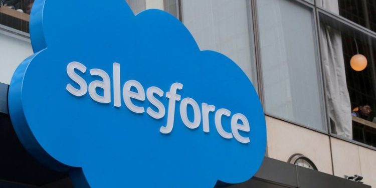 Salesforce’s third-quarter revenue beats on strong cloud demand