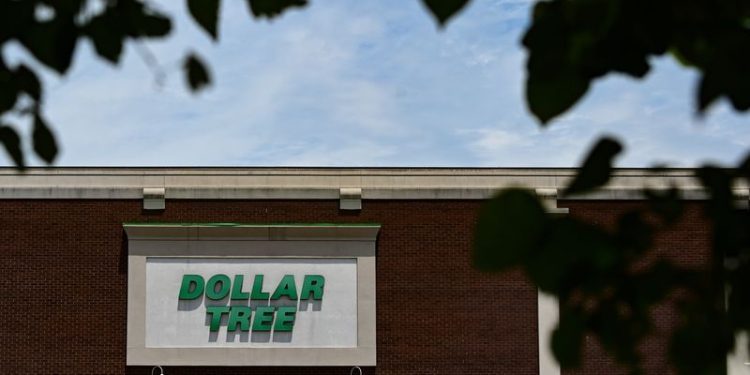 Dollar Tree beats sales and profit estimates, CFO to step down