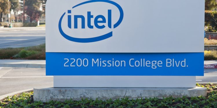 Intel explores manufacturing spinoff amid leadership changes