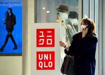 Uniqlo owner Fast Retailing sees China profit dip