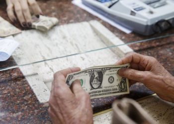 US dollar to stay stronger for longer, UBS says
