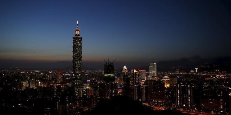 Taiwan stocks lower at close of trade; Taiwan Weighted down 0.88%