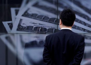 Asia FX skittish as dollar hits 2-yr high on bets of slower rate cuts