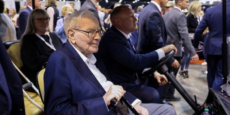 Berkshire shareholder seeks committee to oversee AI at Buffett’s company