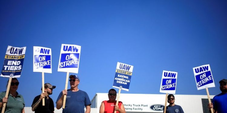 Workers at Ford joint-venture plant in Kentucky file to hold union election