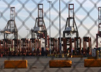 Second US port strike averted as union, employers reach deal