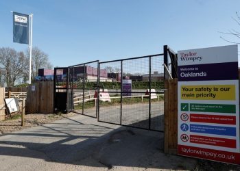 Taylor Wimpey shares down on cost woes