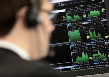 Canada stocks higher at close of trade; S&P/TSX Composite up 0.49%